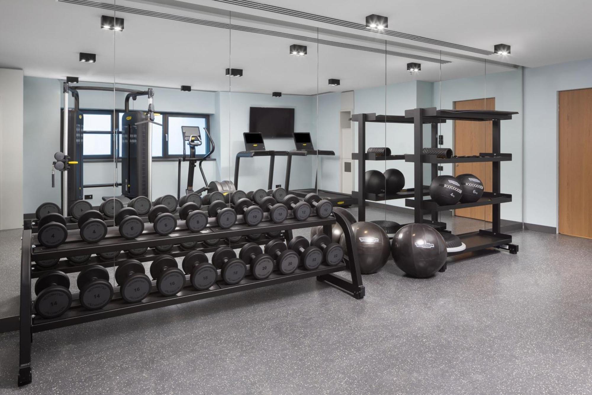 מלון Courtyard By Marriott Cluj - Napoca Downtown מראה חיצוני תמונה