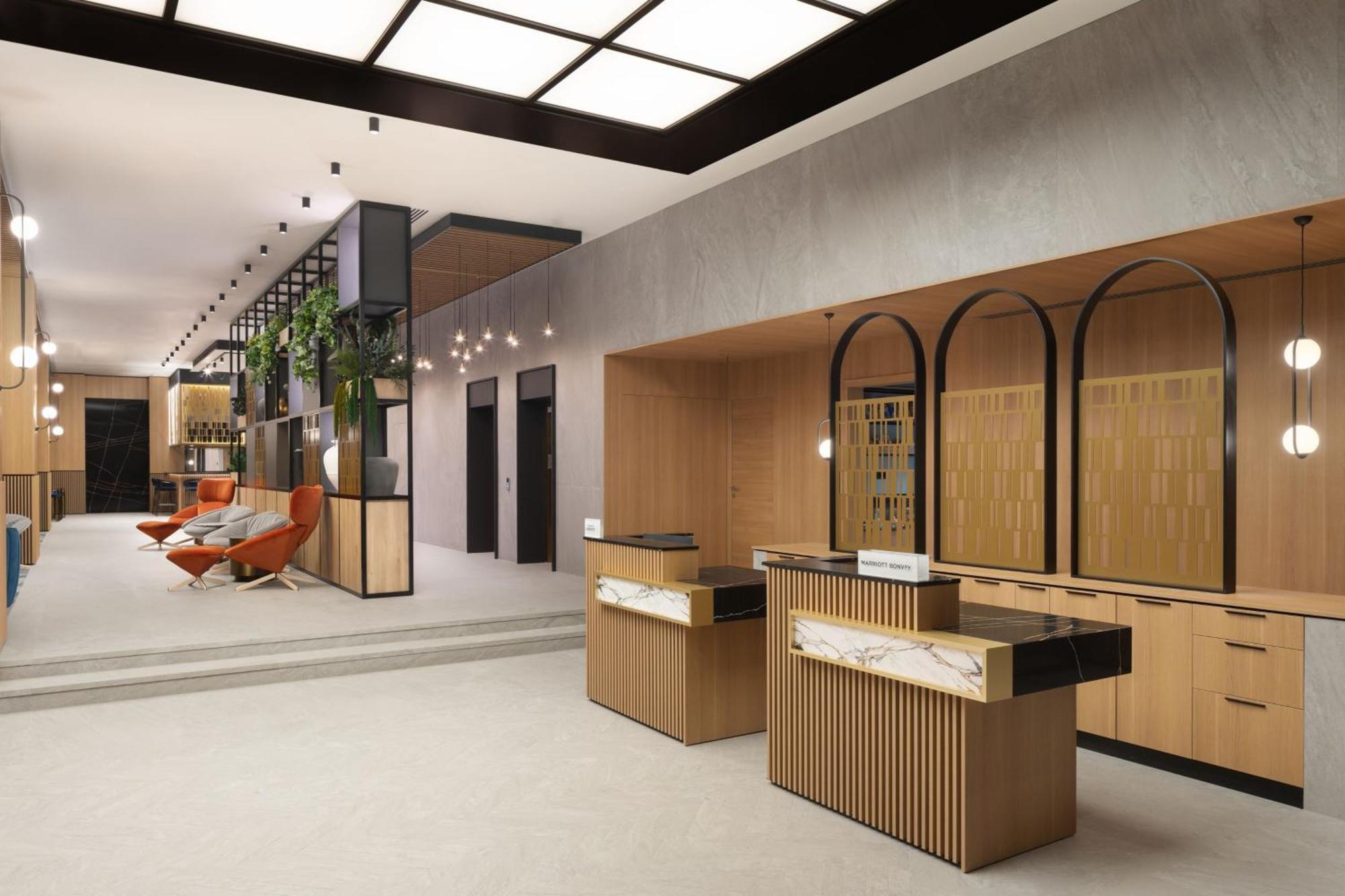 מלון Courtyard By Marriott Cluj - Napoca Downtown מראה חיצוני תמונה