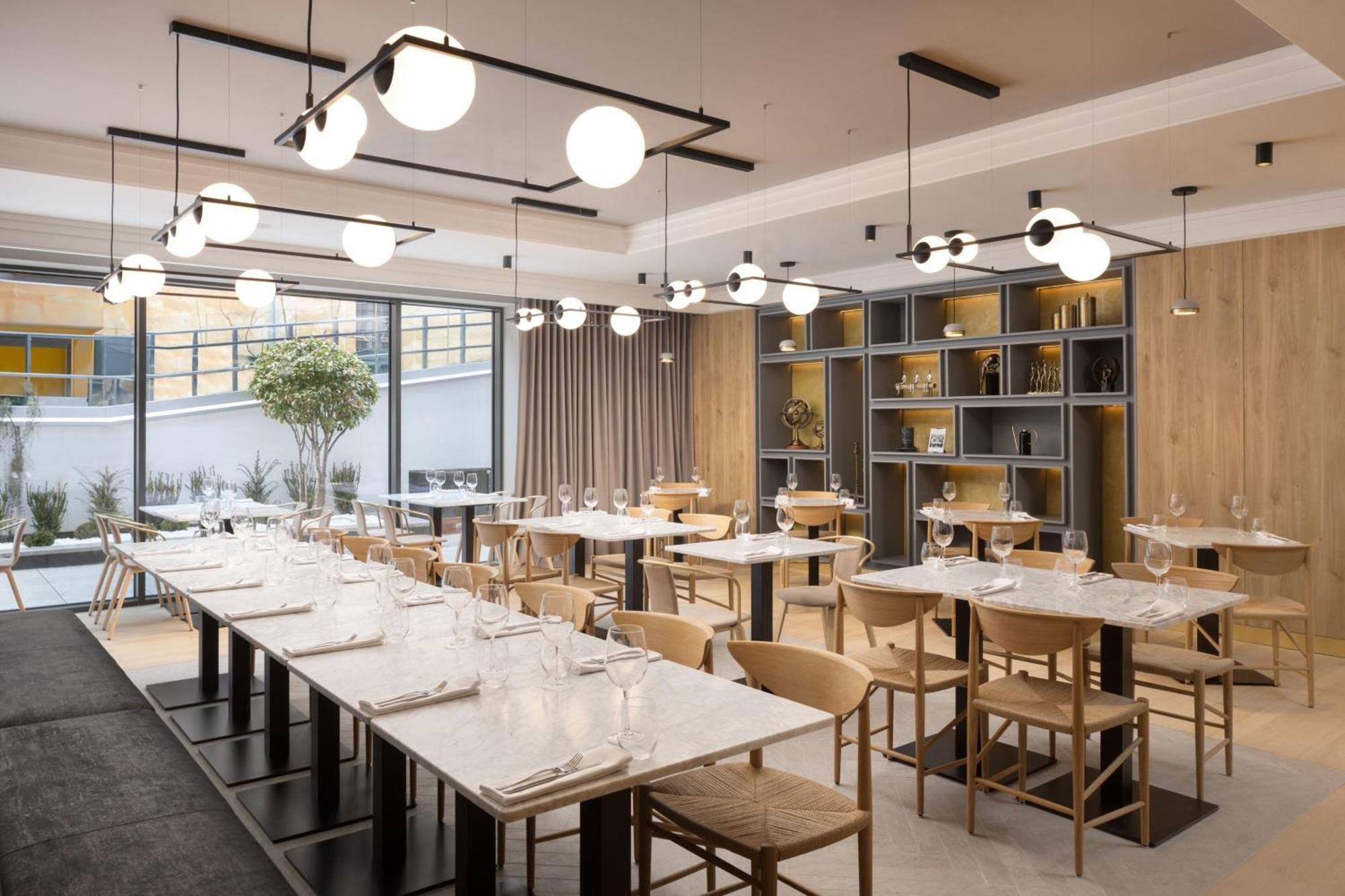 מלון Courtyard By Marriott Cluj - Napoca Downtown מראה חיצוני תמונה